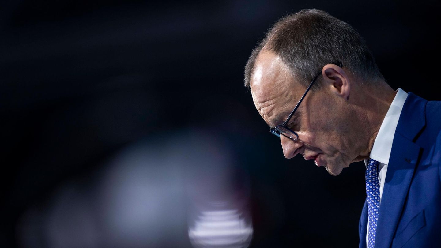 Unions-Kanzlerkandidat Friedrich Merz büßt in der Sonntagsfrage ein