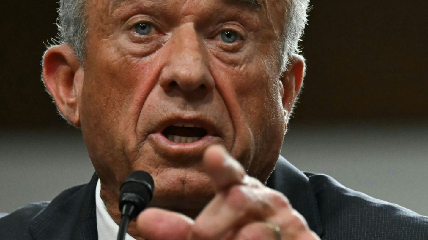 Robert F. Kennedy Jr. becomes Trump’s Minister of Health
