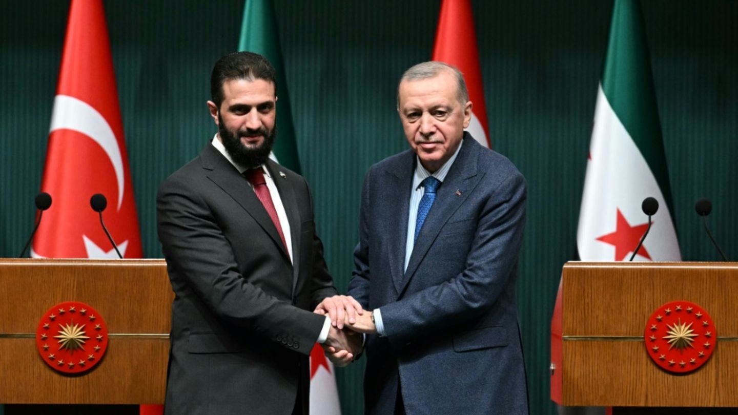 Ahmed al-Scharaa (links) und Recep Tayyip Erdogan