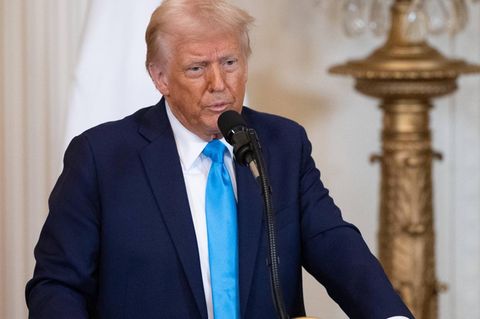 Umsiedlung von: Trump will "Gazastreifen in Besitz nehmen" und Palästinenser umsiedeln