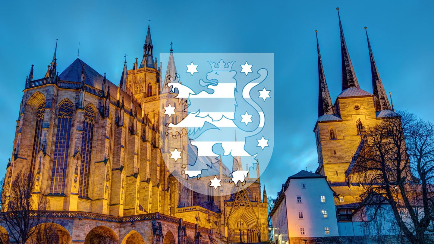 Erfurter Dom mit Wappen Thüringens, es gibt acht Wahlkreise in dem Land
