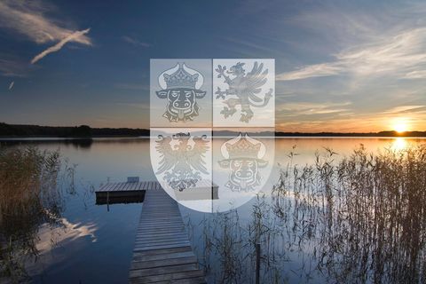 Abendstimmung am Carwitzer See mit Wappen Mecklenburg-Vorpommerns, hier gibt es zwei Wahlkreise