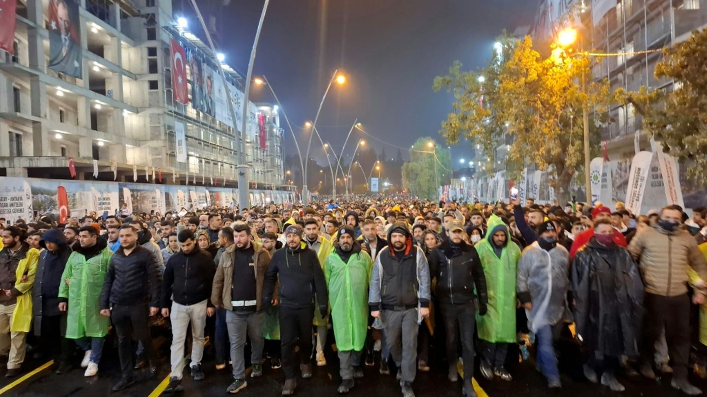 Trauermarsch in Antakya am Donnerstag