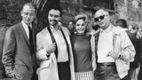 Jack Lemmon am Set von "Das Mädchen Irma La Douce" mit seiner Frau Felicia Farr und Regisseur Billy Wilder