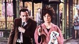 Jack Lemmon mit Shirley MacLaine in einer Straßenszene im Film "Das Mädchen Irma La Douce"