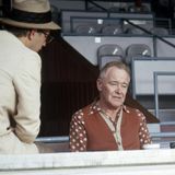 Jack Lemmon im Film JFK mit Kevin Costner und Michael Rooke im Film "JFK – Tatort Dallas"
