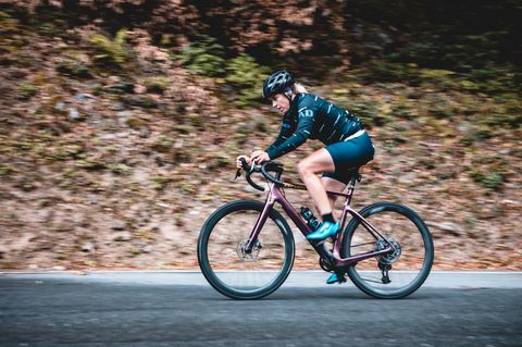 Monika Sattler bei einer Radtour