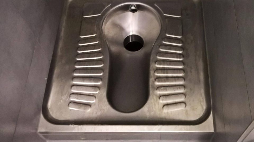 Eine Hocktoilette