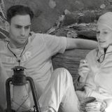 Bei der gemeinsamen Nachtwache spricht Edith Stehfest mit Timur Ülker über die psychische Erkrankung ihres Mannes Eric. Der sei in manischen Phasen nicht geschäftsfähig, das Paar habe aber gelernt, damit umzugehen