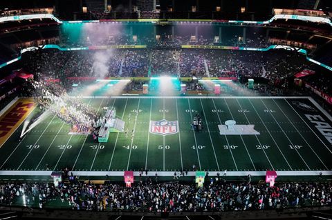 Der ewige Gastgeber  Bereits zum elften Mal wird der Super Bowl in New Orleans ausgetragen. Gemeinsam mit Miami ist das Rekord als Austragungsstätte. Hier feierten die Kansas City Chiefs 1970 ihren ersten Super-Bowl-Triumph. Allerding war die Liga lange nicht mehr in New Orleans zu Gast, letztmals wurde 2013 der Super Bowl im Superdome ausgetragen.