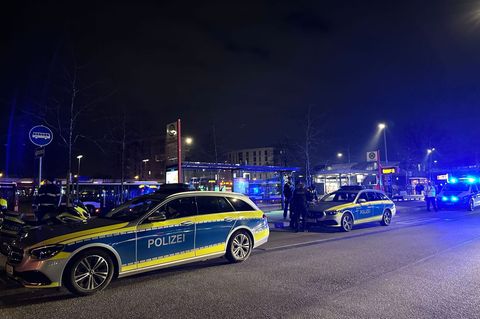 Am Hamburger S-Bahnhof Neugraben ist es zu einem Schusswechsel zwischen mindestens einem Flüchtenden und Zivilfahndern gekommen.