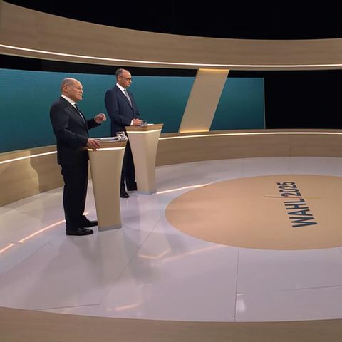 Olaf Scholz (l., SPD) and Friedrich Merz (CDU) in the TV duel for the Bundestag election