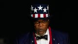 Schauspieler Samuel L. Jackson spielt eine Rolle als Uncle Sam während des Auftritts von Rap-Superstar Kendrick Lamar