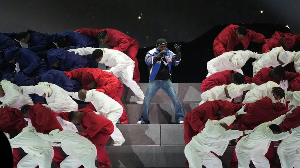 Kendrick Lamar bei seinem Super-Bowl-Auftritt