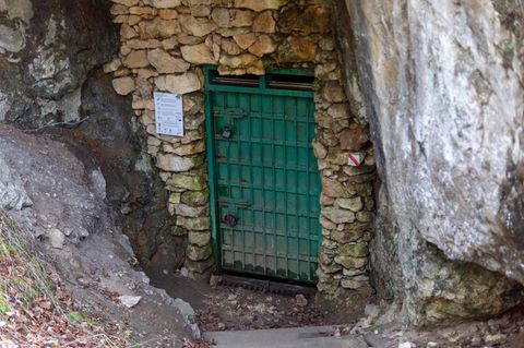 Fundort möglicher Kannibalismusspuren: Die Maszycka-Höhle im heutigen Südpolen