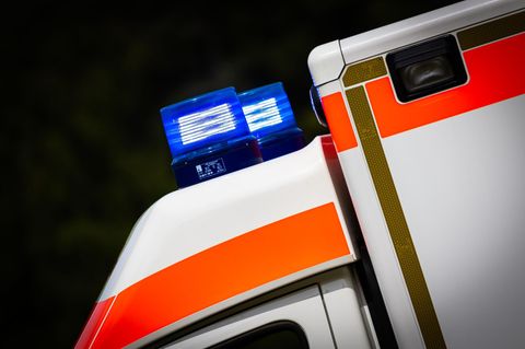 Blaulicht an einem Rettungswagen