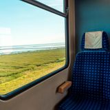 Blick aus dem Zugfenster auf Sylt