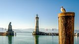 Radolfzell–Lindau Lindau am Bodensee: Blick auf die Kulisse des Hafens