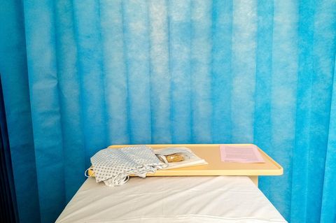 Ein Bett im Krankenhaus