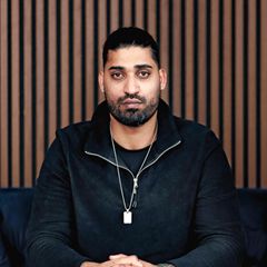 Said Etris Hashemi im Portrait. Er überlebte den Anschlag in Hanau schwer verletzt