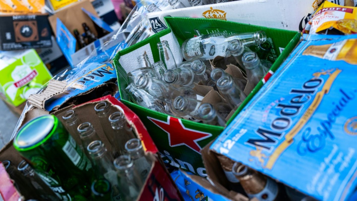Leere Bierflaschen