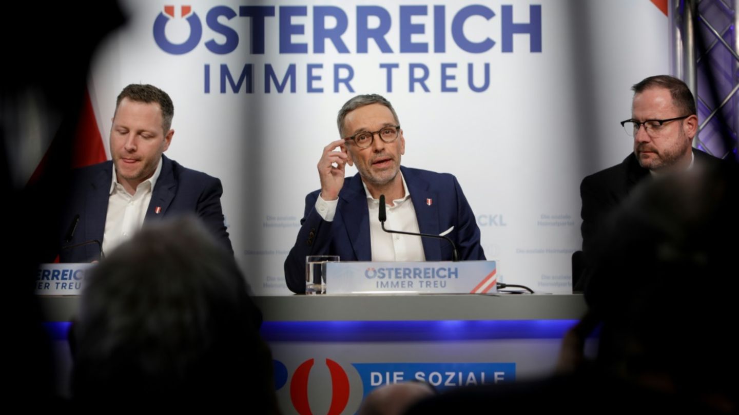 FPÖ-Chef Herbert Kickl bei seiner Pressekonferenz
