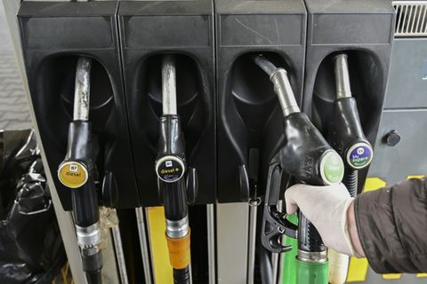 Zapfsäule an einer Tankstelle