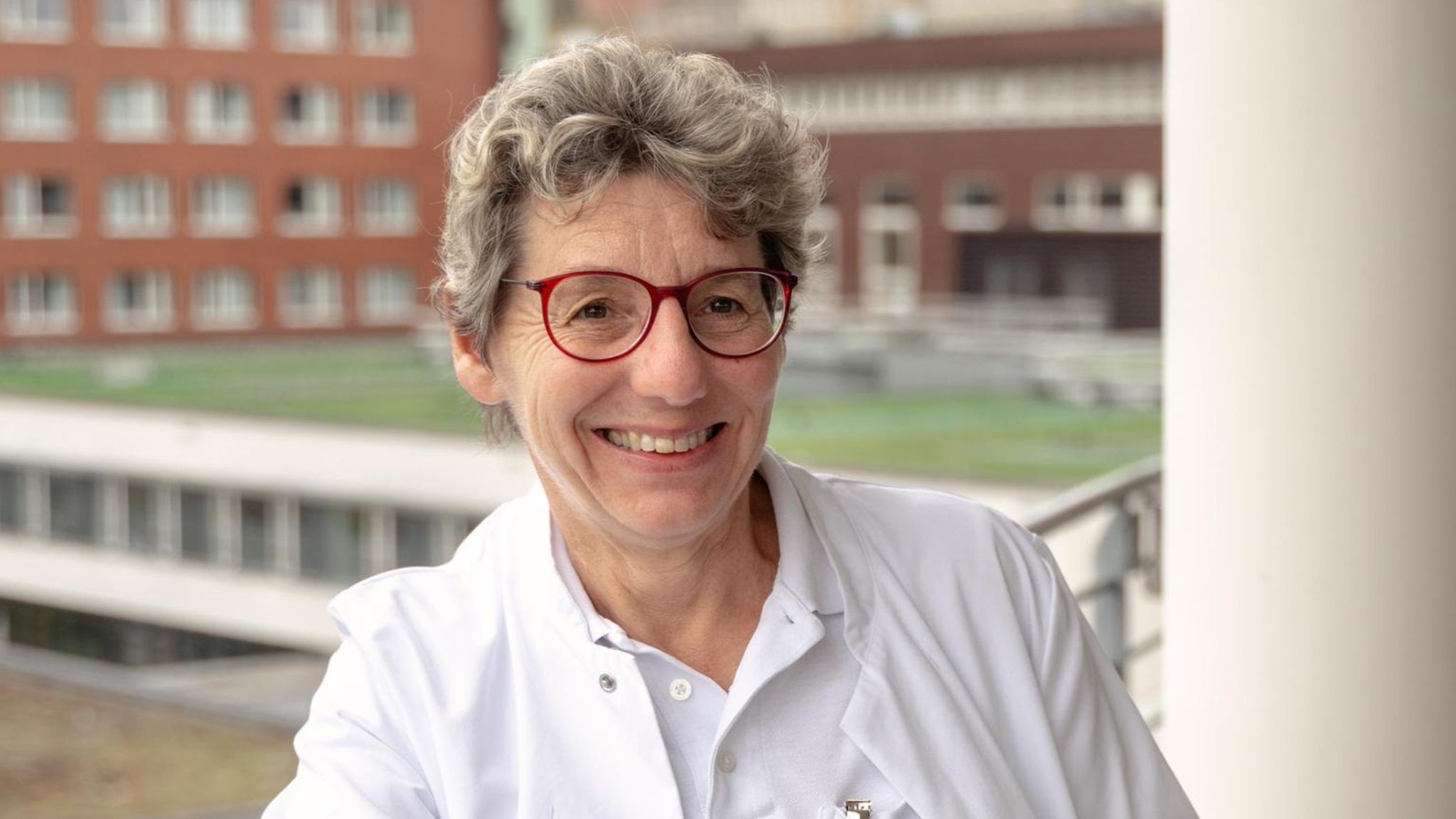 Magenoperation bei Adipositas: Porträt von Professorin Christine Stroh