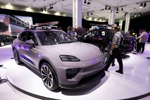 Porsche Macan auf Automesse in LA