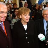 Angela Merkel mit Franz Beckenbauer und Theo Zwanziger