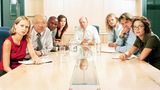 Fragen Blicke von Kollegen im Meeting