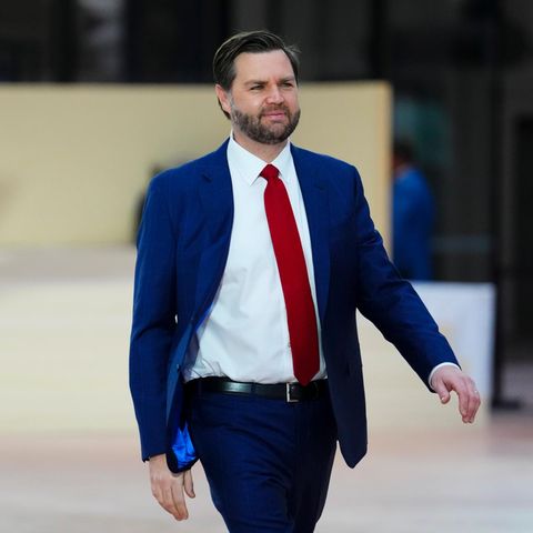 Olaf Scholz wird von US-Vizepräsident JD Vance in München übergangen