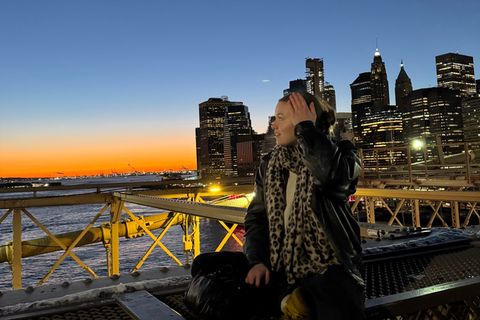 Au-Pair-Mädchen Frida Dietrich vor der Skyline von New York