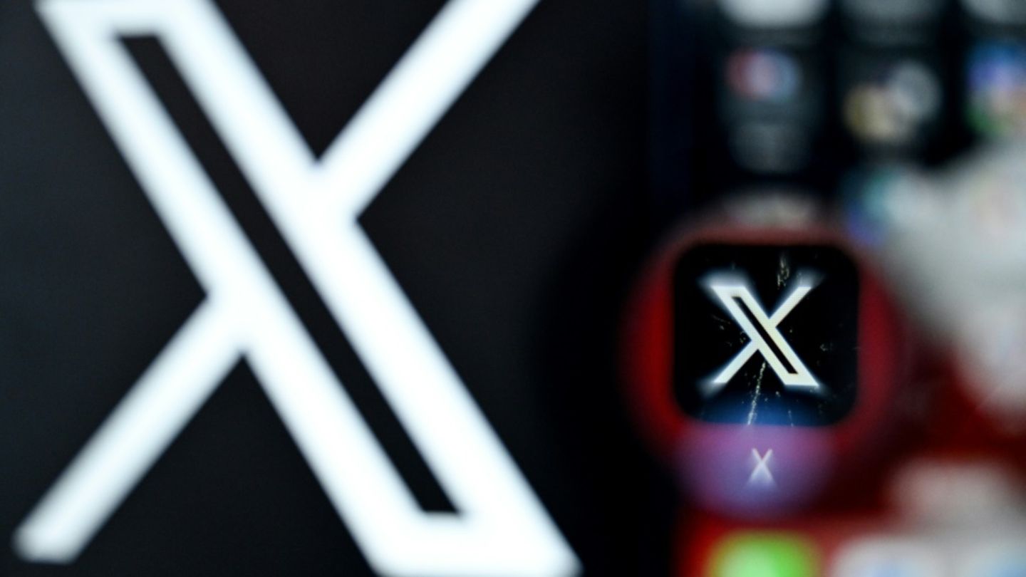 X-Logo