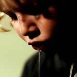 Körper-Fakten: Kind trieft Speichel aus dem Mund