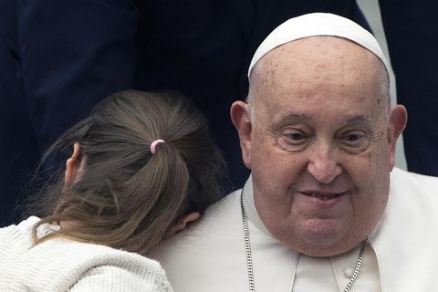 Am Mittwoch gewährte Papst Franziskus noch die wöchentliche Generalaudienz, konnte aber die Predigt nicht mehr selbst verlesen