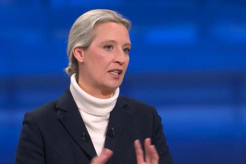 Weidel stichelt bei Frage zur Schuldenbremse gegen Habeck