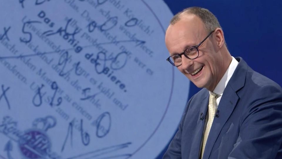 Am Abend trafen die Spitzenkandidaten Olaf Scholz (SPD), Friedrich Merz (CDU), Robert Habeck (Grüne) und Alice Weidel (AfD)  in einem Quadrell aufeinander.