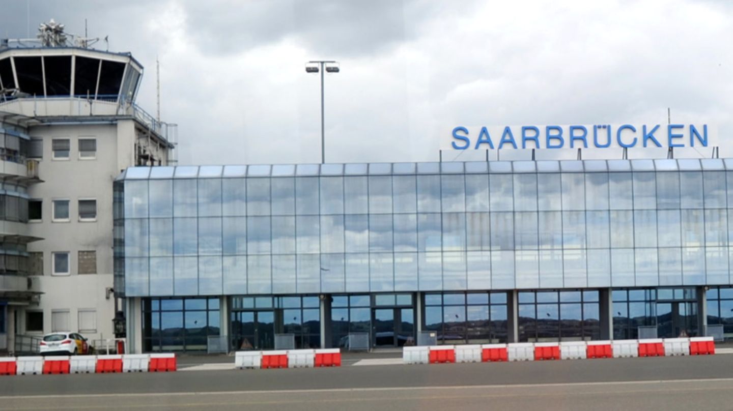 Flughafen Saarbrücken