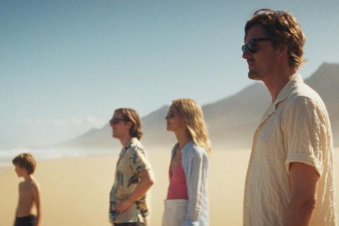 Szenenfoto aus "Islands" mit Sam Riley