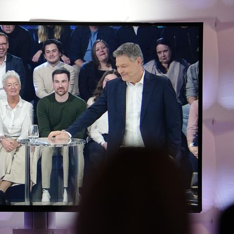 Robert Habeck und Alice Weidel in der ARD-"Wahlarena"