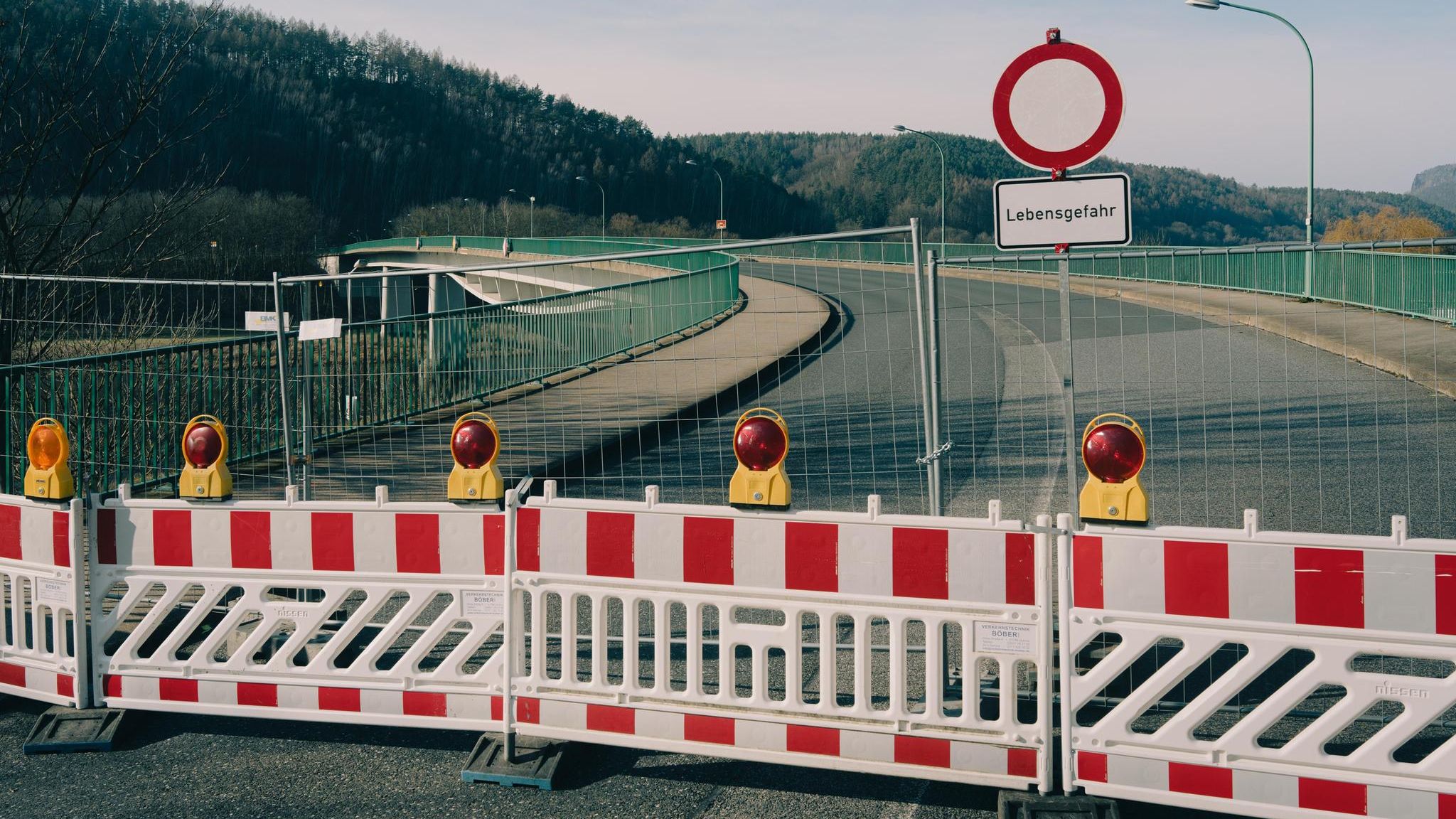 Gesperrte Brücke in Schandau