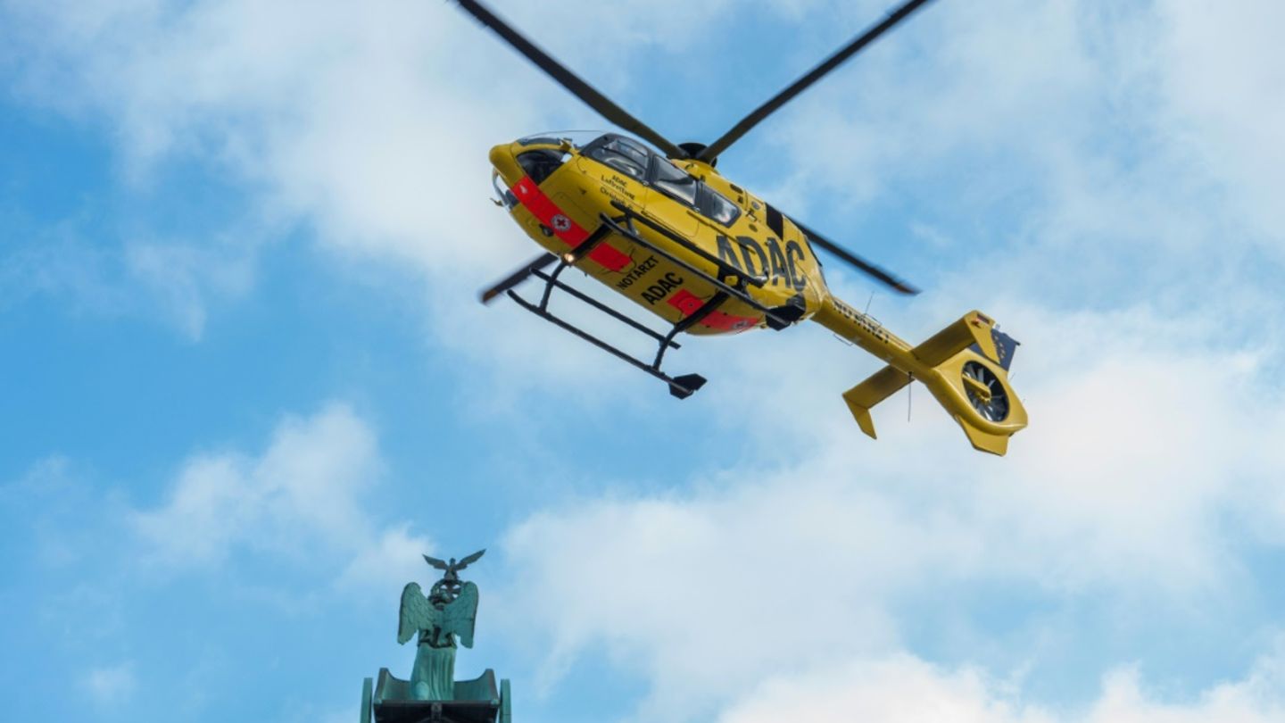 ADAC-Hubschrauber in Berlin
