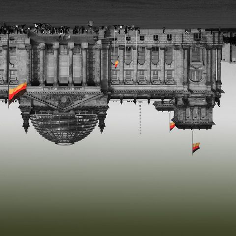 The Reichtag building on the head before the Bundestag election