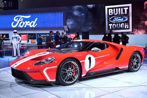 Ford GT 67 Heritage bei Autoshow