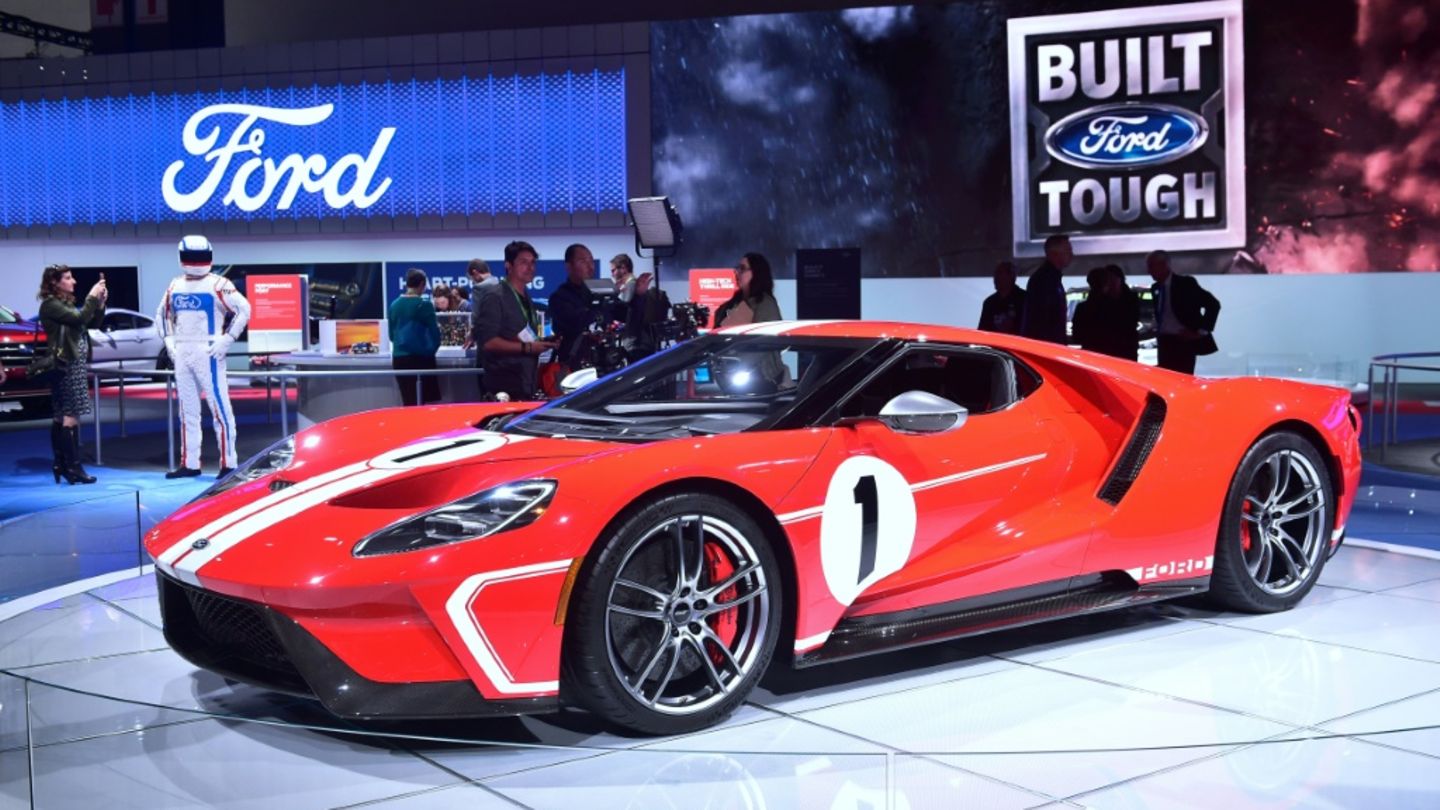 Ford GT 67 Heritage bei Autoshow