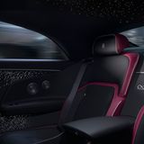 Die Rücksitze des des Rolls-Royce bei Nacht