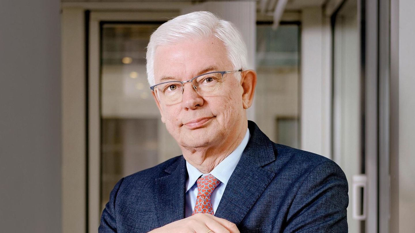 Roland Koch Was Macht Der Fr here Ministerpr sident Hessens Heute Roland Koch Was Macht Der Fr here Ministerpr sident Hessens Heute