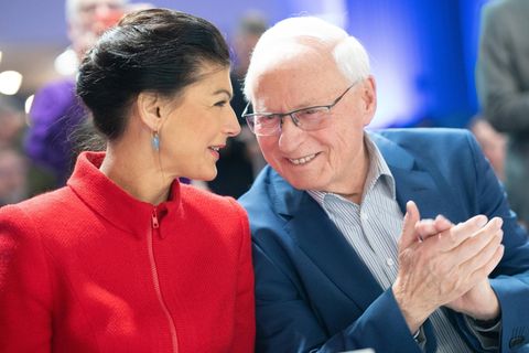 Früheres Mitglied der SPD, Mitgründer von DIE LINKE und Ehemann der BSW-Vorsitzenden: Das ist Oskar Lafontaine, der Mann an Sahra Wagenknechts Seite.