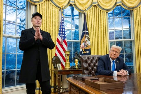 Elon Musk und Donald Trump im Oval Office